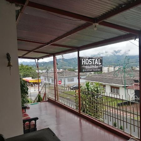 Hostal Spa Casa De Piedra Con Jacuzzi Santa Rosa de Cabal Dış mekan fotoğraf