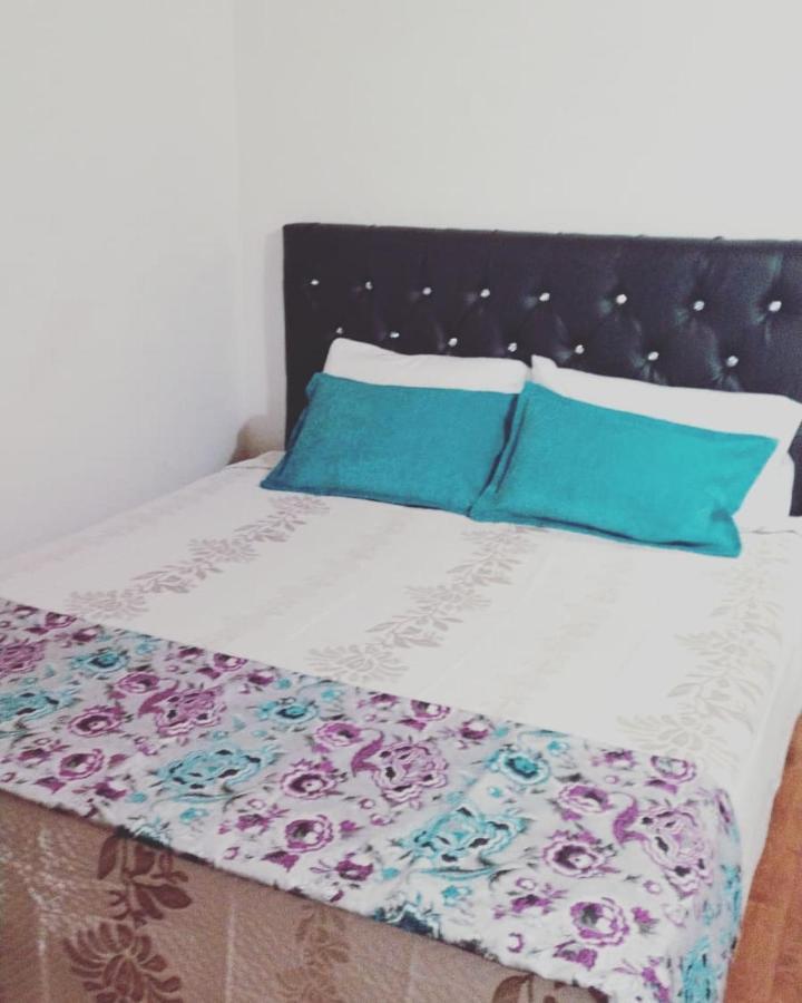 Hostal Spa Casa De Piedra Con Jacuzzi Santa Rosa de Cabal Dış mekan fotoğraf