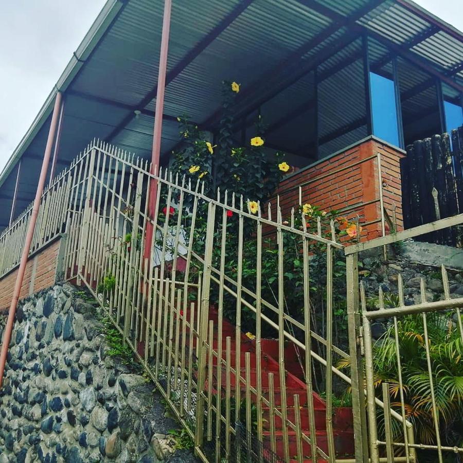 Hostal Spa Casa De Piedra Con Jacuzzi Santa Rosa de Cabal Dış mekan fotoğraf